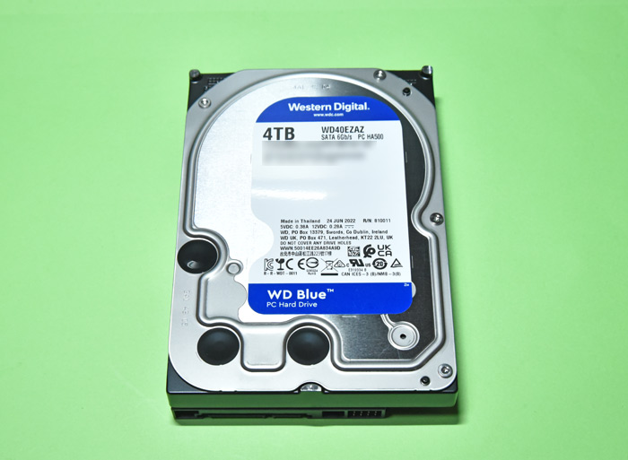 ハードディスク WD40EZAZ 4TBのレビューと取り付け方法！