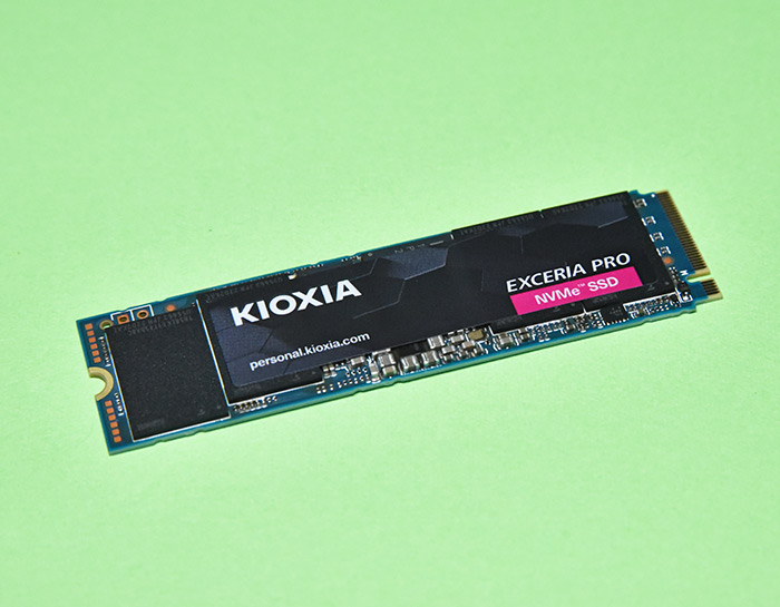 爆速！M.2 SSD EXCERIA PRO 1TBのレビューと取り付け方法！