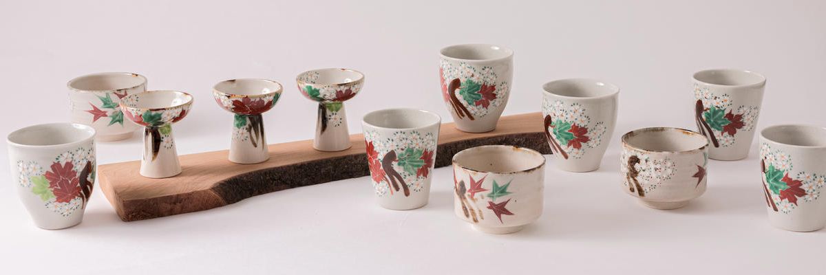 創業 140 年、家族でつないできた伝統のもみじ柄がポイントの犬山焼