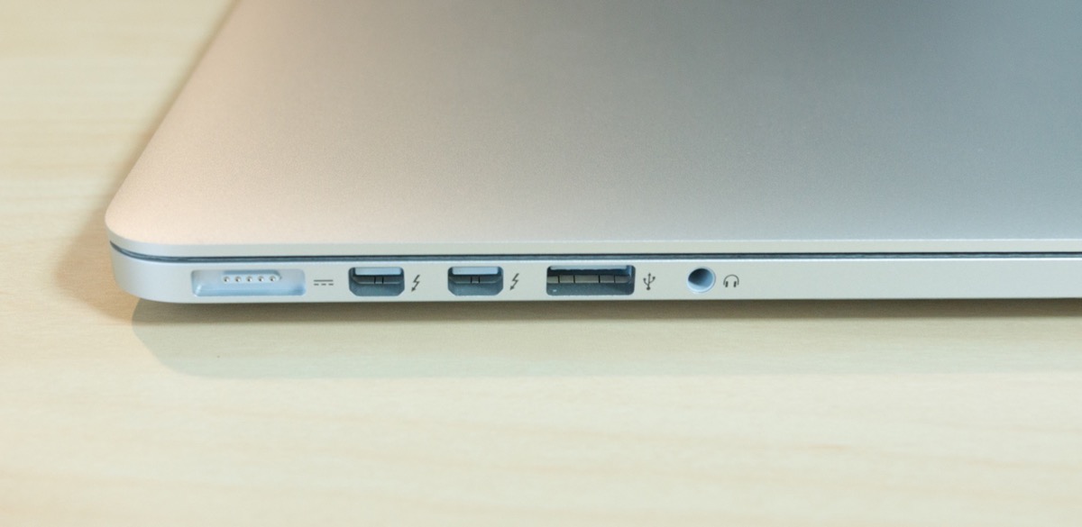 MacBook Pro 15インチ(2015年)モデルを購入！いまさら旧型Macを購入