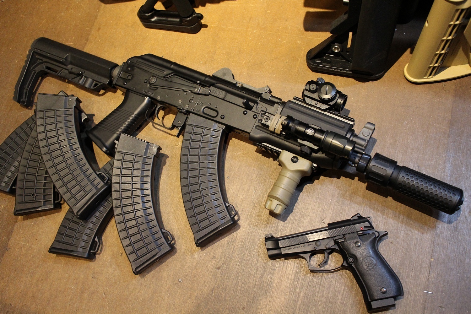 銃器紹介 東京マルイ 次世代 AKS74U 近代化改修 カスタム: 戦え