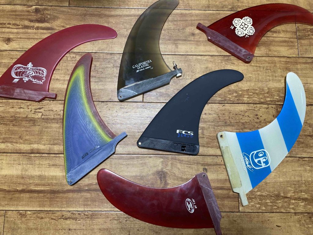 スタッフ鈴木も体感、ミッドレングスやログのセンターフィンはFCS IIが