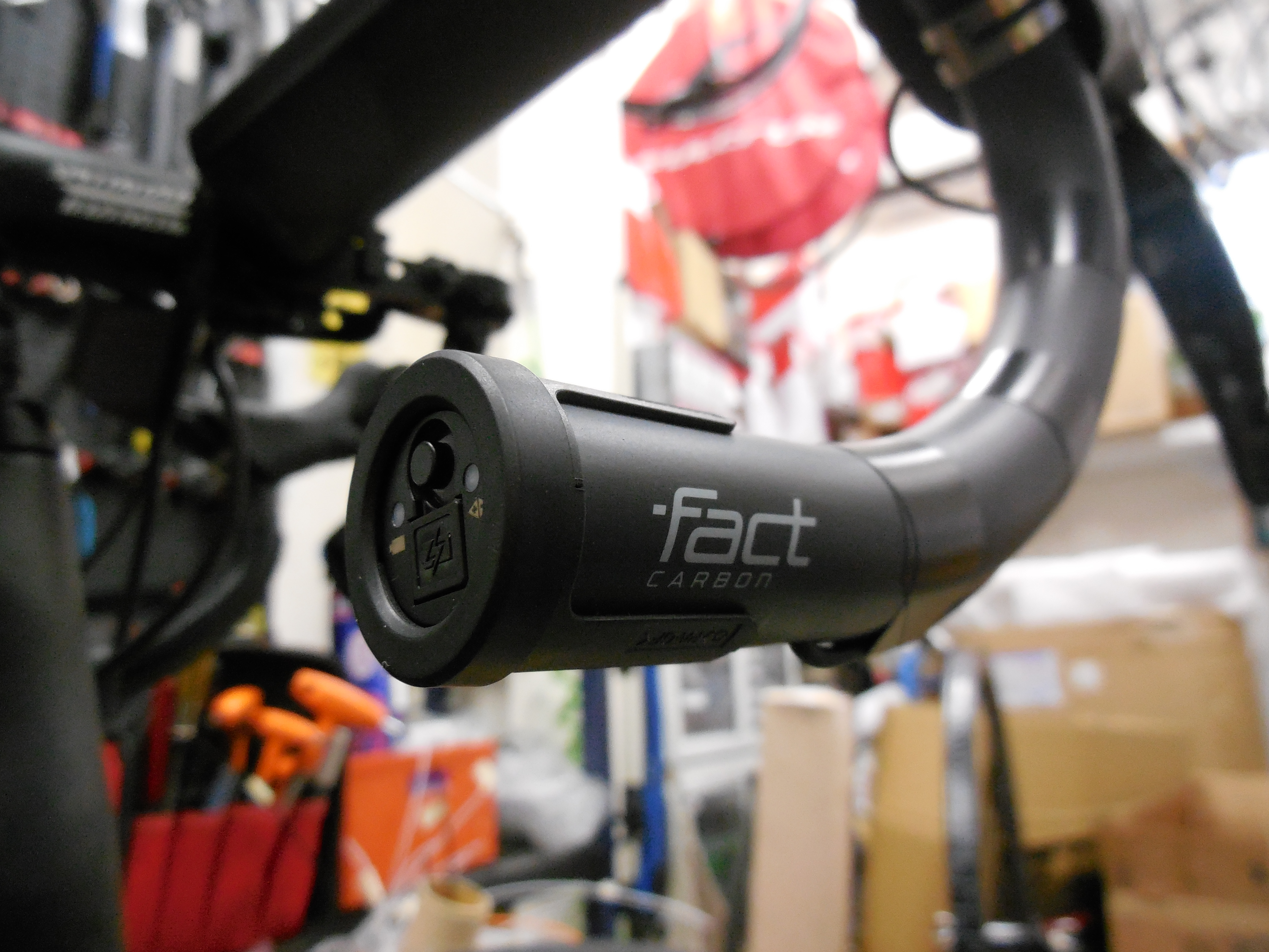 スペシャライズド エアロフライ2 ハンドル カーボンハンドル