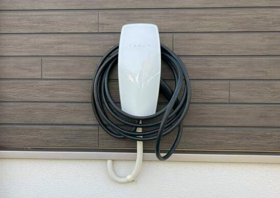 ウォールコネクター取付工事 - 株式会社シスコムネット